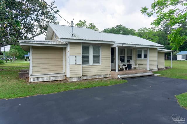 9030 Gulf Beach Hwy, Pensacola FL 32507 exterior