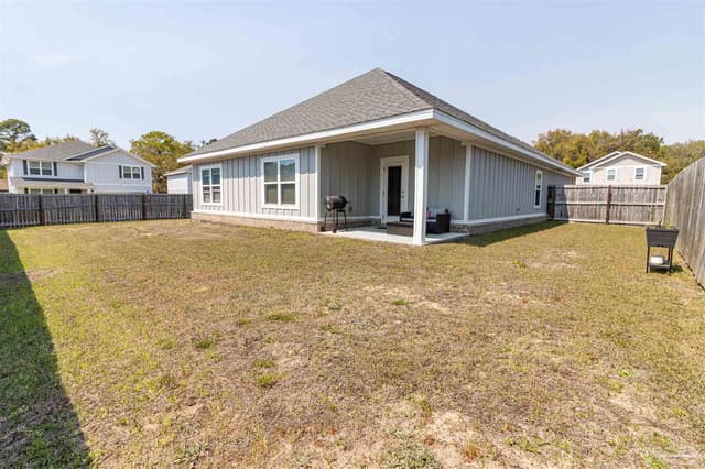 3172 Heritage Oaks Cir, Navarre FL 32566 photo 31