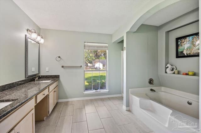 2832 Winners Cir Dr, Navarre FL 32566 photo 13