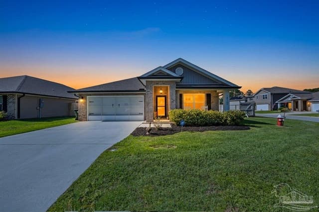 10560 Queens Gate Cir property photo