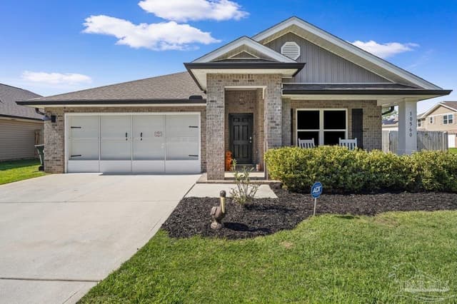 10560 Queens Gate Cir, Pensacola FL 32506 exterior