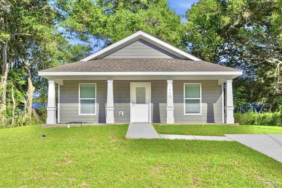 1014 Webster Dr, Pensacola FL 32505 photo 1