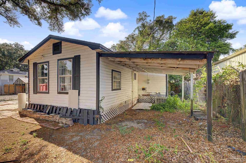 3205 Barrancas Ave, Pensacola FL 32507 photo 1