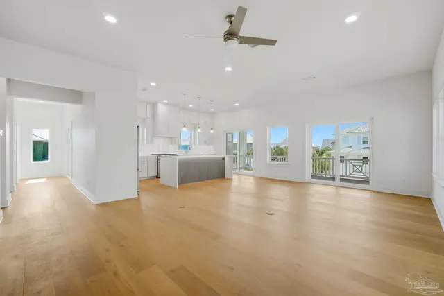 1200 Parasol Pl property photo