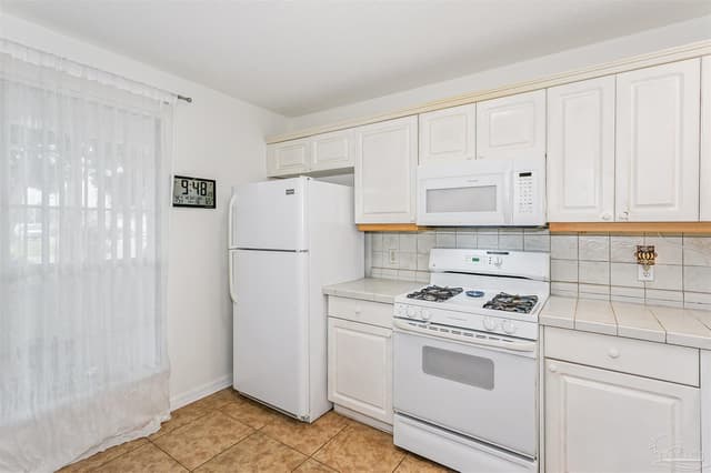 1878 Vineyard St, Navarre FL 32566 photo 9