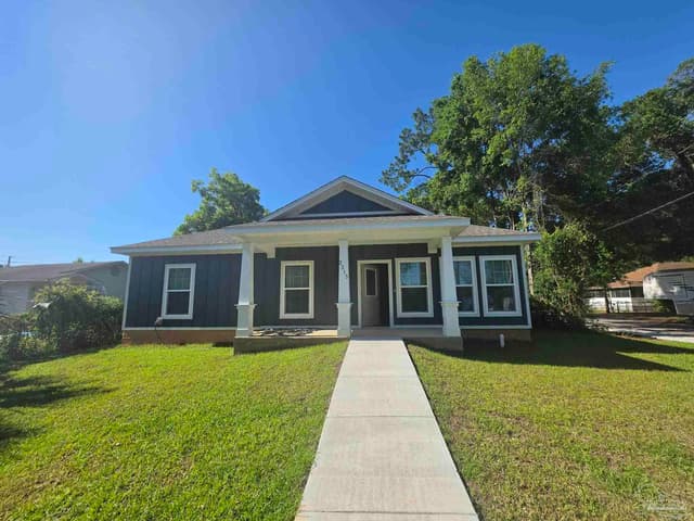 2315 W Gadsden St, Pensacola FL 32505 exterior