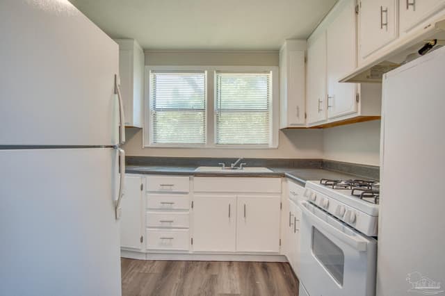 1016 W Maxwell St, Pensacola FL 32501 photo 12