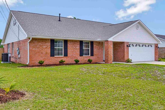 4026 Shorewood Dr property photo