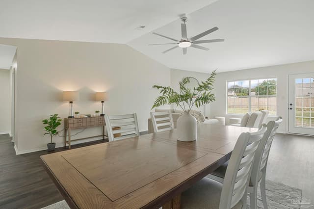 4026 Shorewood Dr, Pensacola FL 32507 photo 9