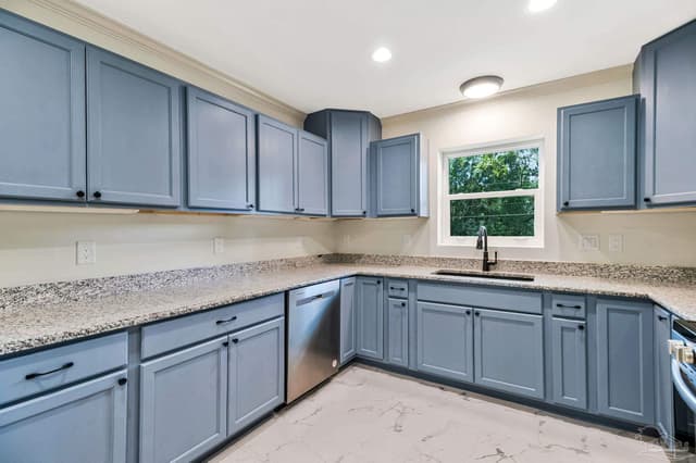 3710 N Blue Angel Pkwy, Pensacola FL 32526 photo 13
