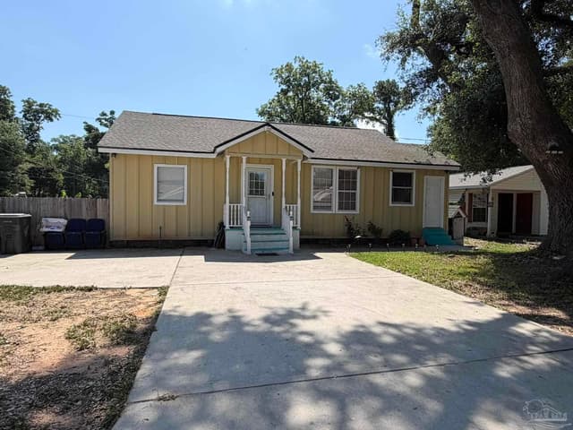 1210 N Y St, Pensacola FL 32505 exterior