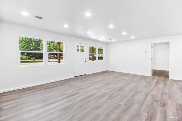 6492 Gaynell Ave property photo