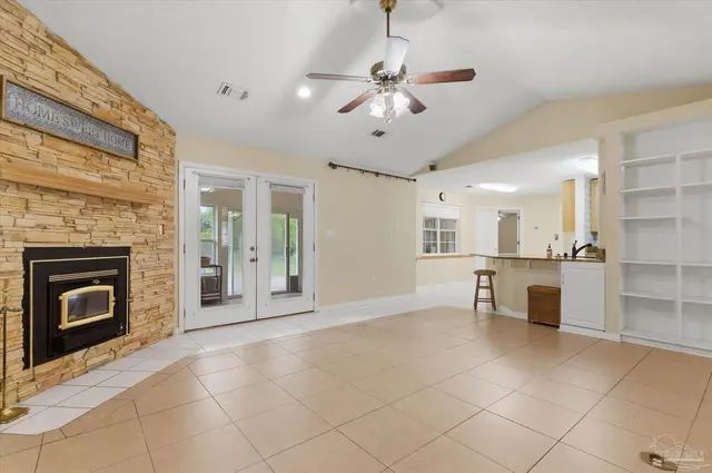 9892 Harlington St property photo