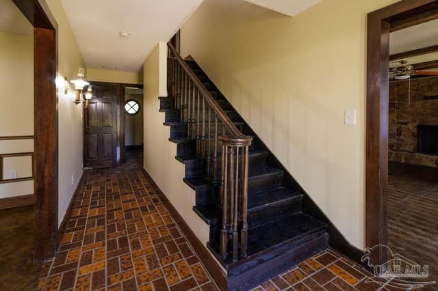 8848 Scenic Hills Dr property photo