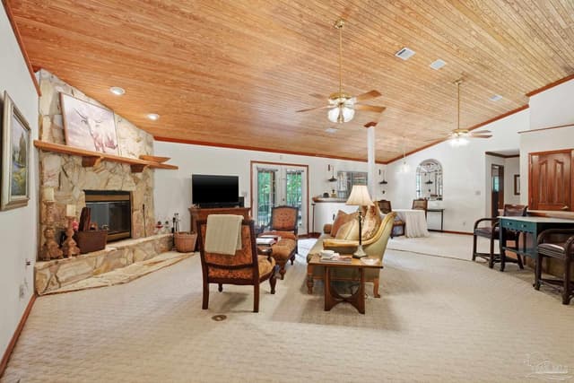 4989 Steamboat St, Milton FL 32583 photo 9