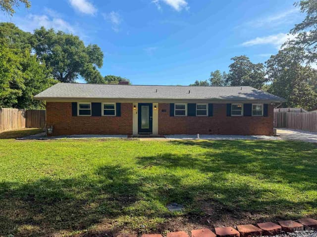 220 Cordoba St property photo