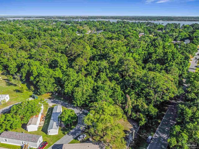 700 Wayne Ave, Pensacola FL 32507 photo 10