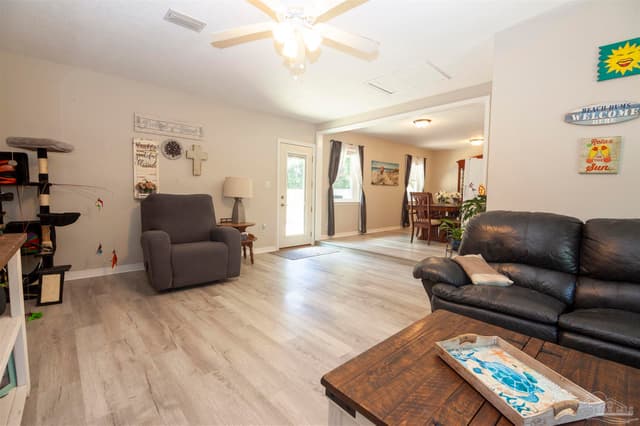 7573 Christie St, Milton FL 32583 photo 6