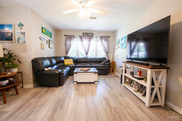 7573 Christie St, Milton FL 32583 photo 7