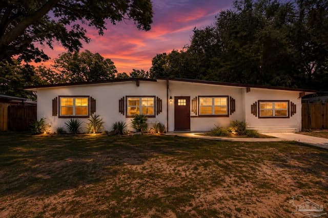 9 Edgemont Dr, Pensacola FL 32506 exterior