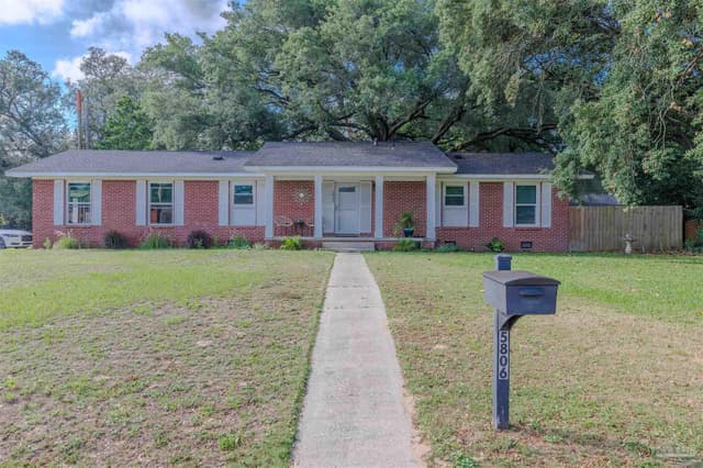 5806 Kendall Ave, Pensacola FL 32506 exterior