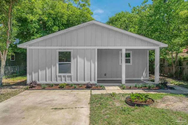 1802 Godfrey St property photo