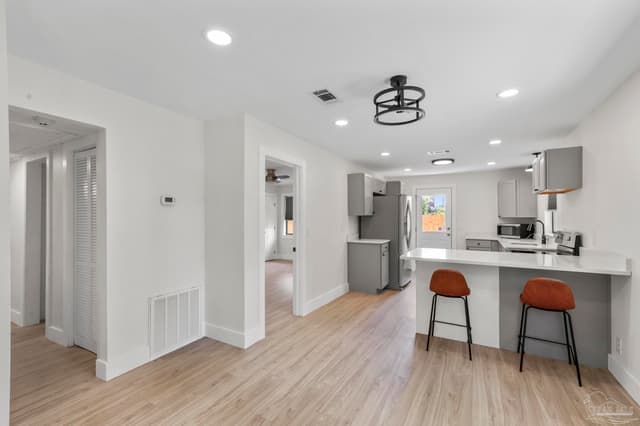 913 W Hernandez St, Pensacola FL 32501 photo 7