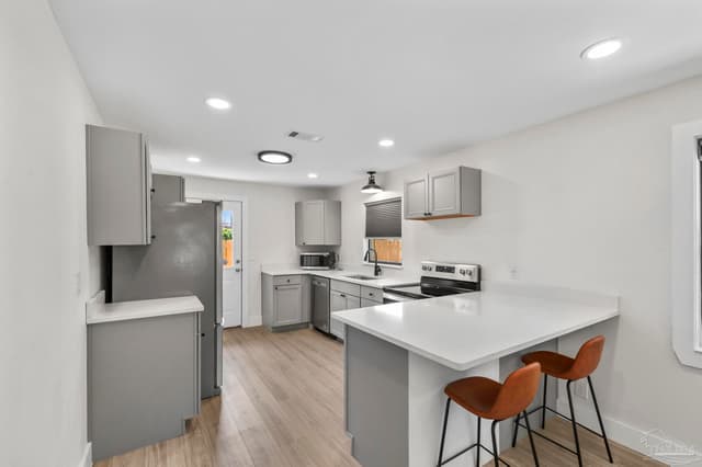 913 W Hernandez St, Pensacola FL 32501 photo 9