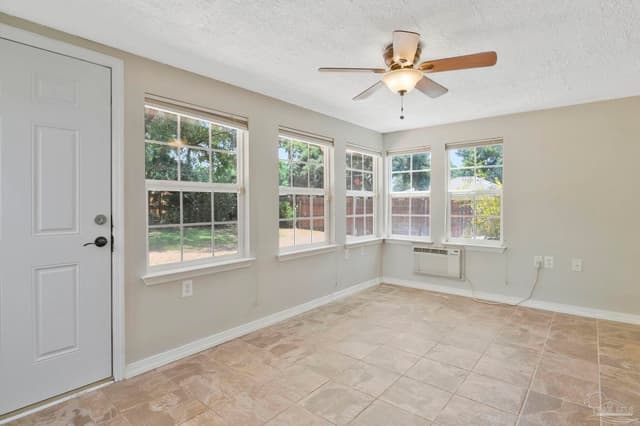 6646 Woodbury Forest Dr, Milton FL 32583 photo 13