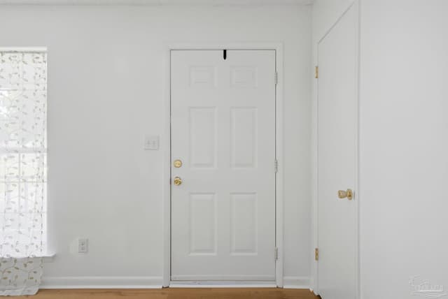 2703 Memphis Cir property photo