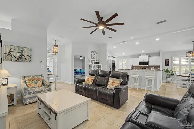 5999 Dunridge Dr property photo
