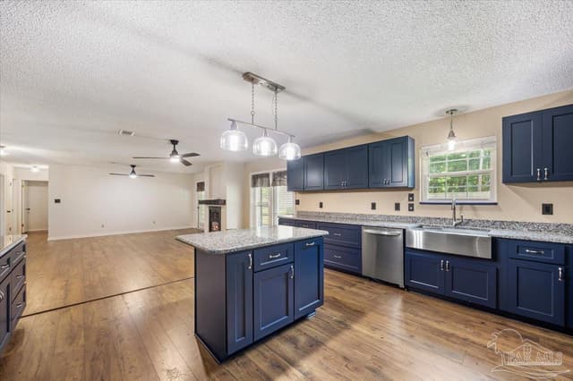 5637 Camellia Ave, Milton FL 32570 photo 10