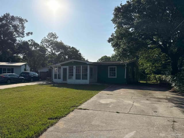 5 Haven Ct, Pensacola FL 32506 exterior
