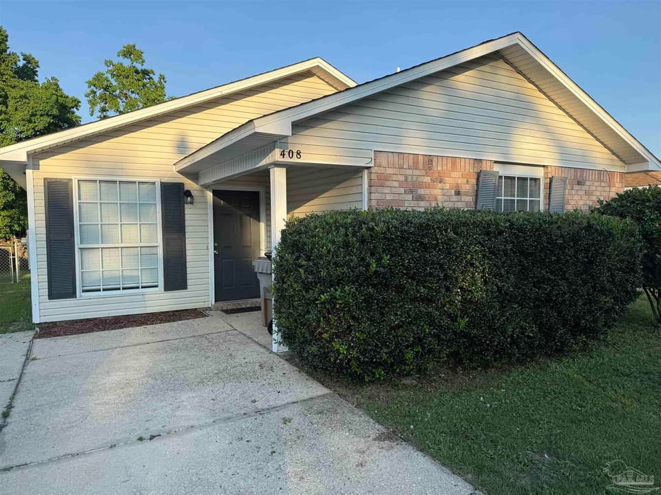 408 Shadow Way Ln, Pensacola FL 32506 photo 1