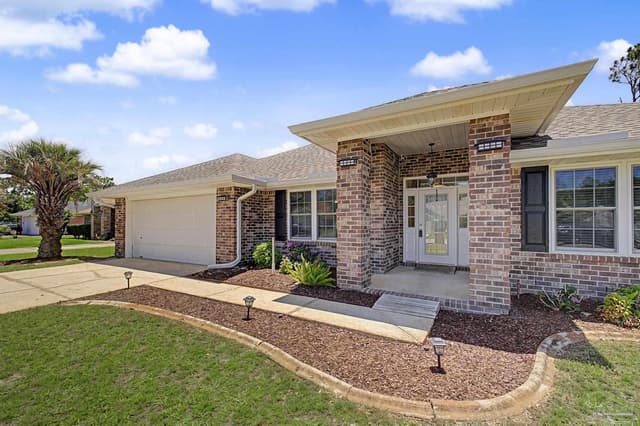 6951 Cotton Boll Ln, Navarre FL 32566 exterior