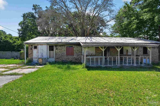 10351 Bowman Ave, Pensacola FL 32534 exterior