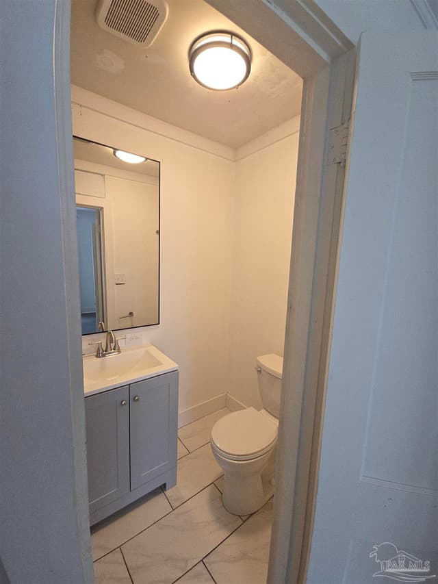 210 S 2nd St, Pensacola FL 32507 photo 12