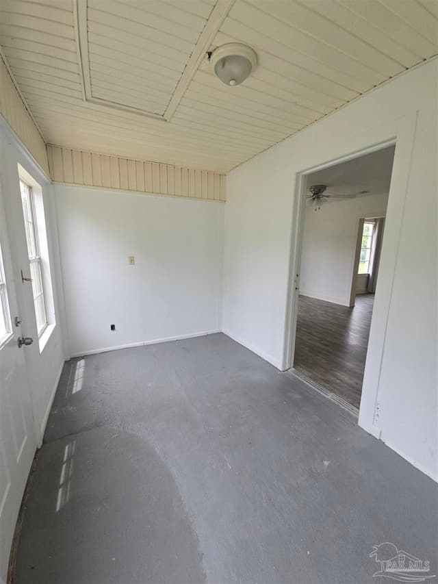 210 S 2nd St, Pensacola FL 32507 photo 19
