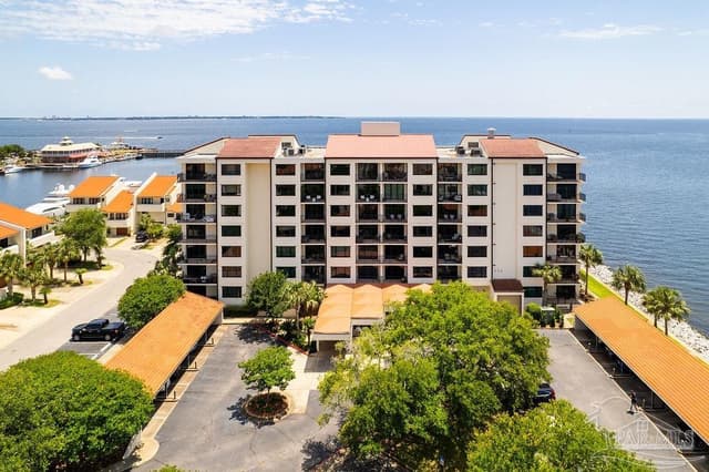301 Port Royal Way # 301, Pensacola FL 32502 exterior