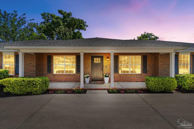 601 E Scott St, Pensacola FL 32503 exterior