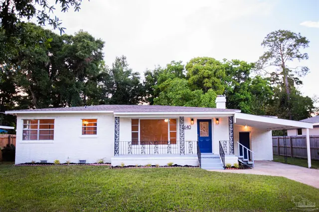 1640 E Hayes St, Pensacola FL 32503 exterior