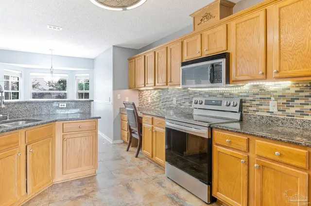 4949 Cedar Creek Ct property photo