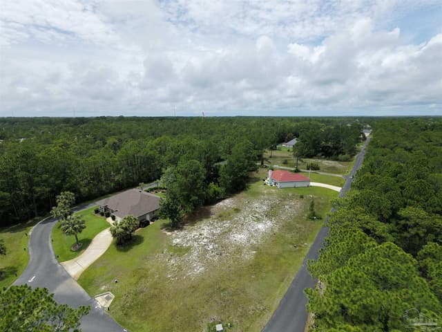1785 Smugglers Cove Dr, Gulf Breeze FL 32563 exterior
