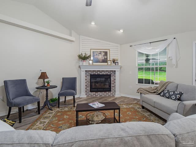 6821 Cedar Lake Dr, Pensacola FL 32526 photo 9