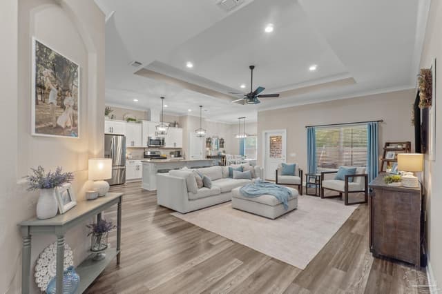 9073 E River Dr, Navarre FL 32566 exterior