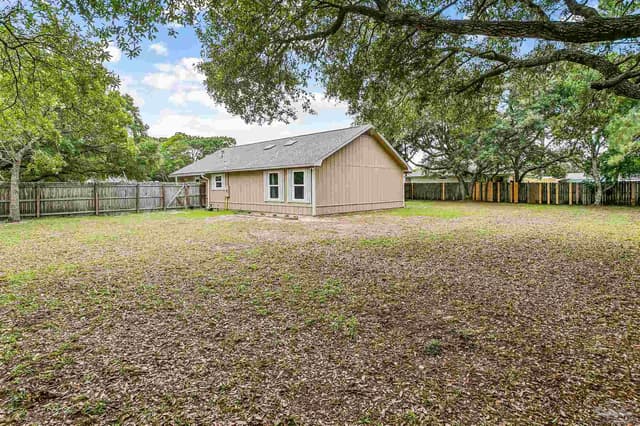 2182 Calle De Cantabria, Navarre FL 32566 photo 29