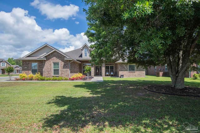 5978 W Cambridge Way, Pace FL 32571 exterior