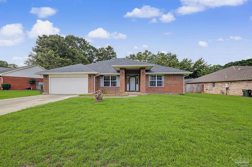 1729 Condor Dr, Cantonment FL 32533 photo 1