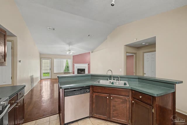 1729 Condor Dr, Cantonment FL 32533 photo 11