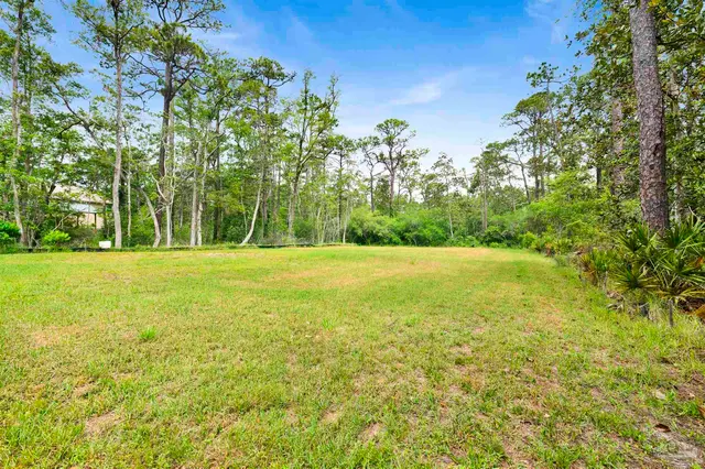 3026 Laurel Dr property photo